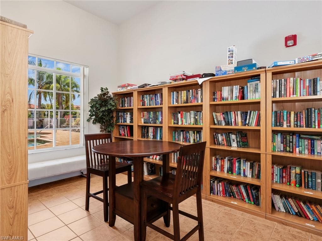 8284 Key Royal CIR 1331-34