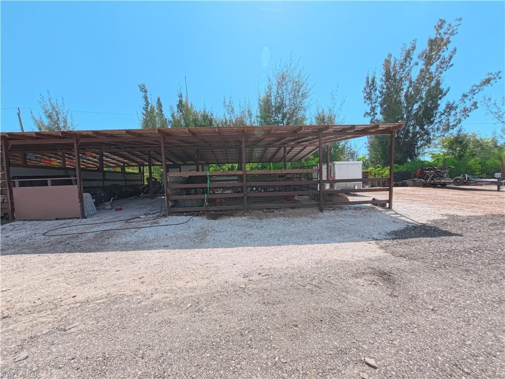 12242 Eagles Nest DR-36