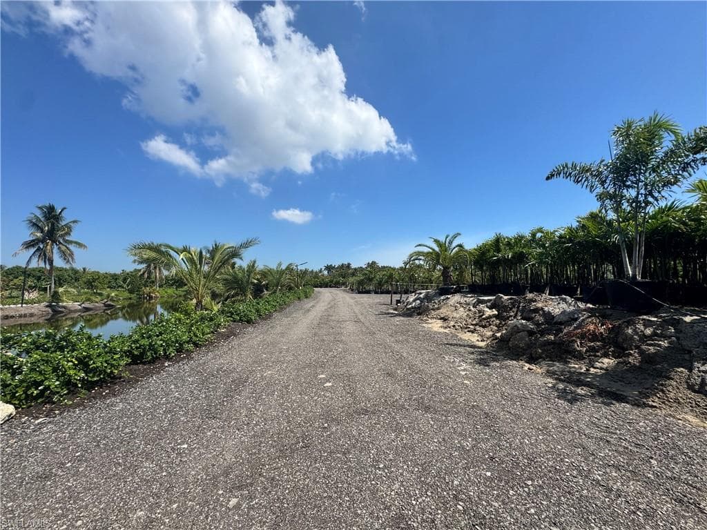 12242 Eagles Nest DR-32