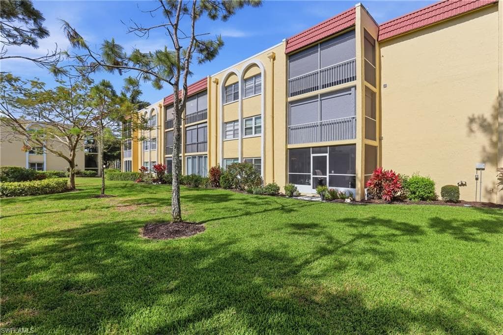 1086 Forest Lakes DR 106-34