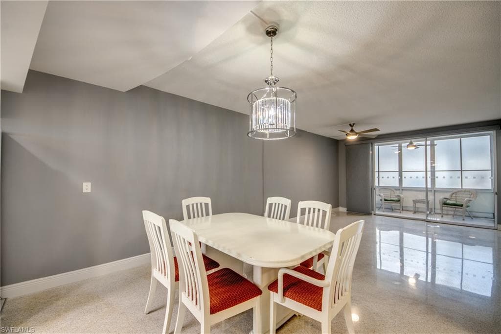 4202 SE 4th PL 3-3