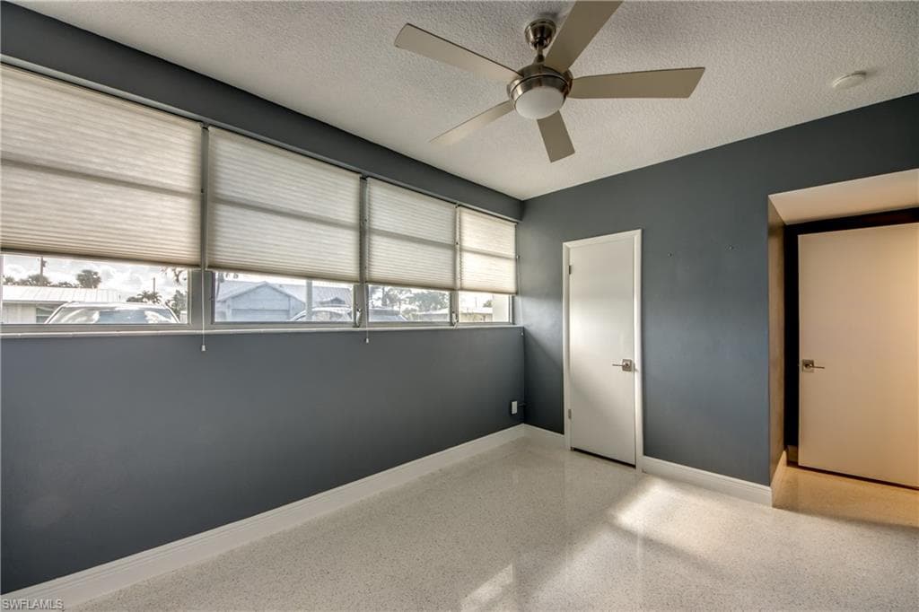 4202 SE 4th PL 3-34