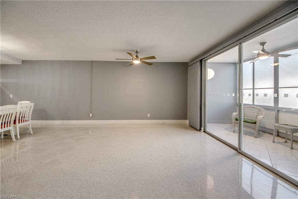 4202 SE 4th PL 3-14