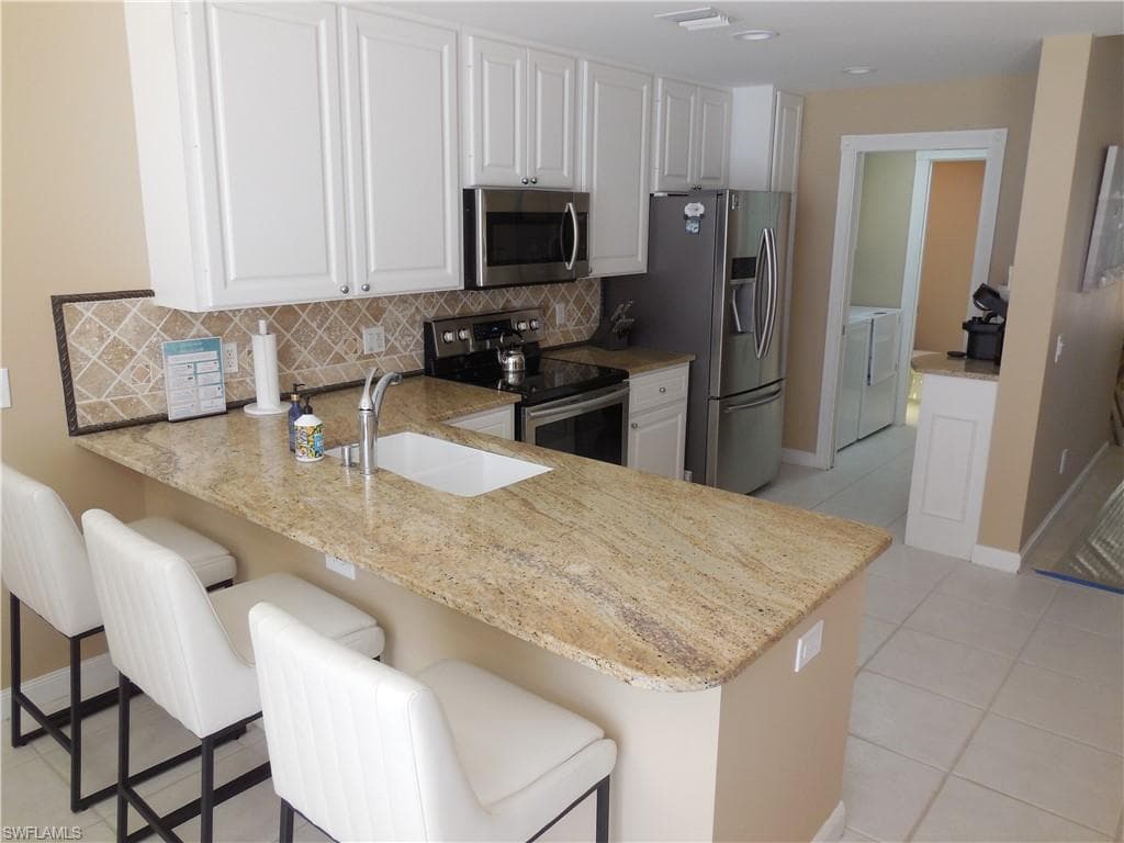 6069 Islandwalk BLVD-4