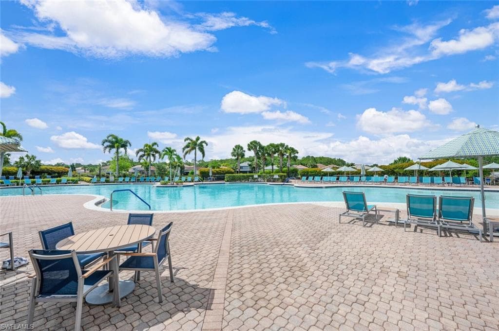 3697 Hampton CIR-43