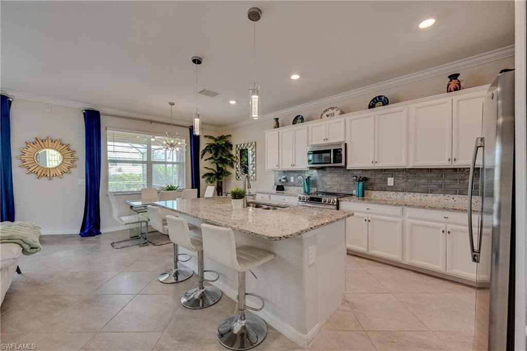 3697 Hampton CIR-11