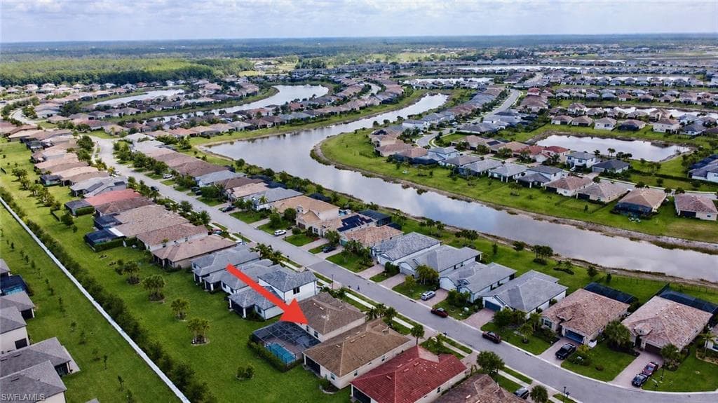 3697 Hampton CIR-40