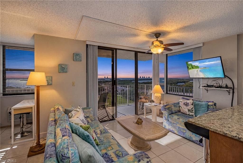 8701 Estero BLVD 907-24