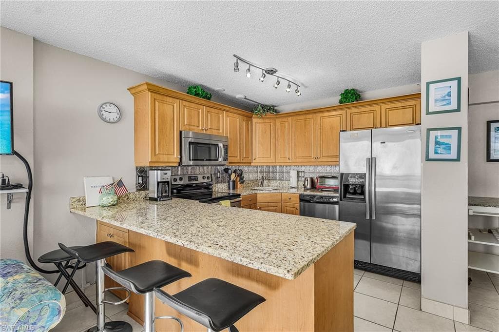 8701 Estero BLVD 907-3
