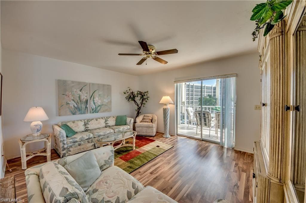 4541 Bay Beach LN 341-23