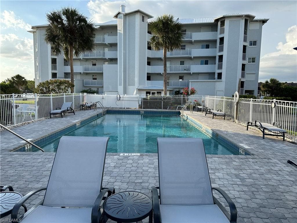 4541 Bay Beach LN 341-2