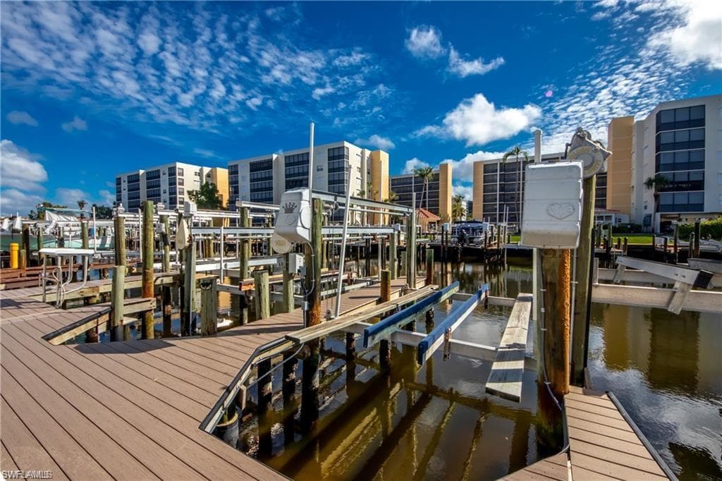 4541 Bay Beach LN 341-34
