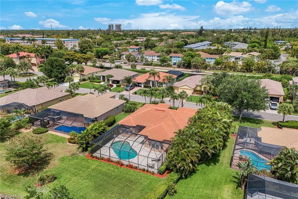 15076 BALMORAL LOOP-46