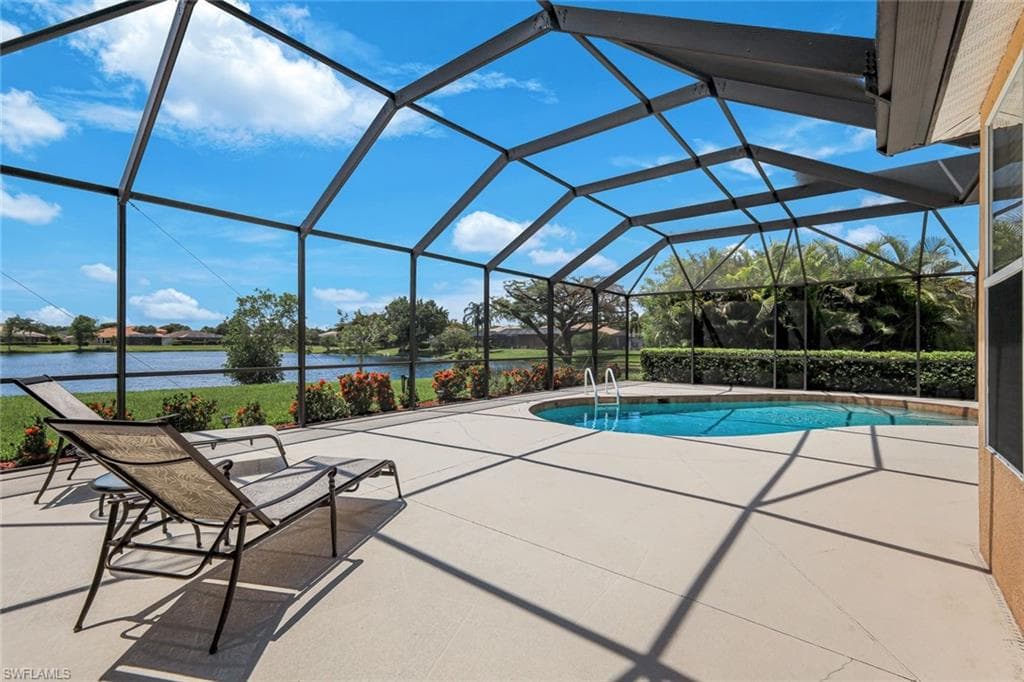 15076 BALMORAL LOOP-32