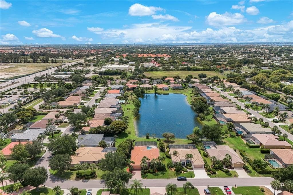 15076 BALMORAL LOOP-40