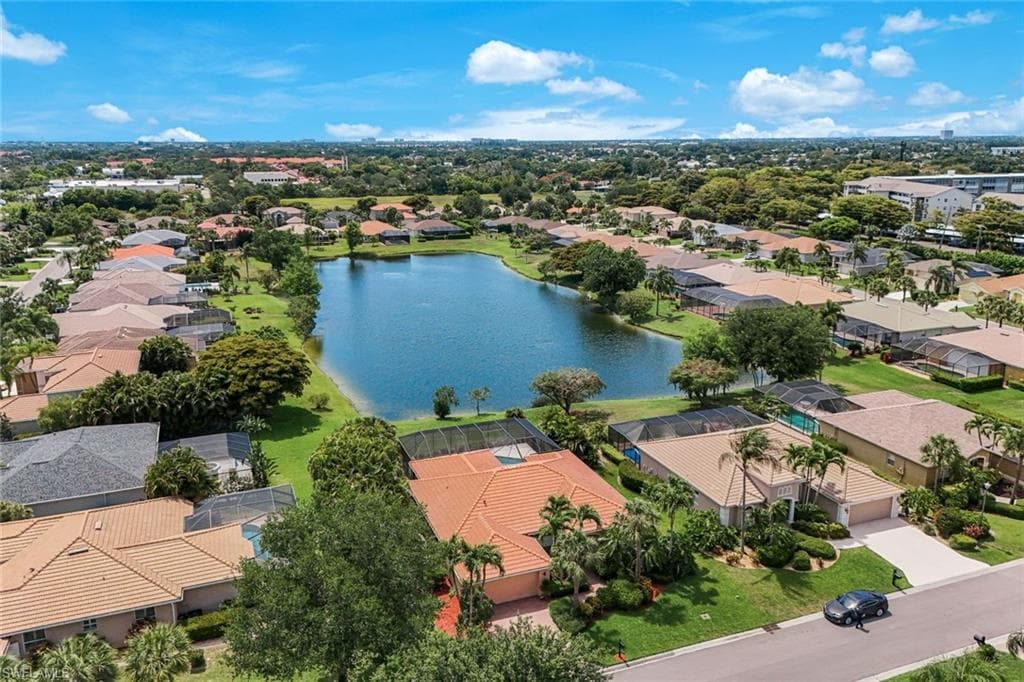 15076 BALMORAL LOOP-39