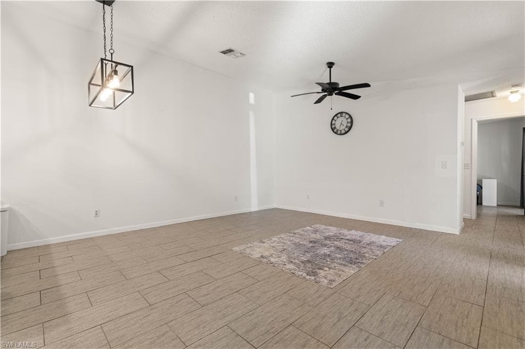 6414 Royal Woods DR-6