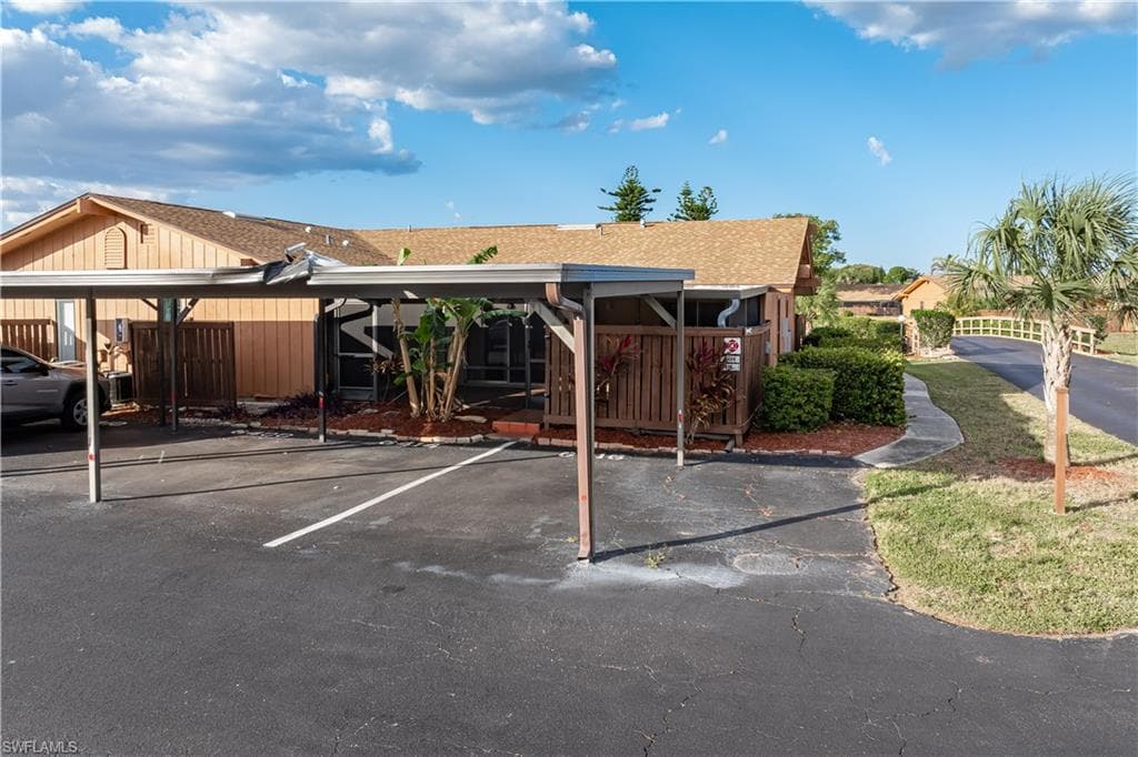 6414 Royal Woods DR-32
