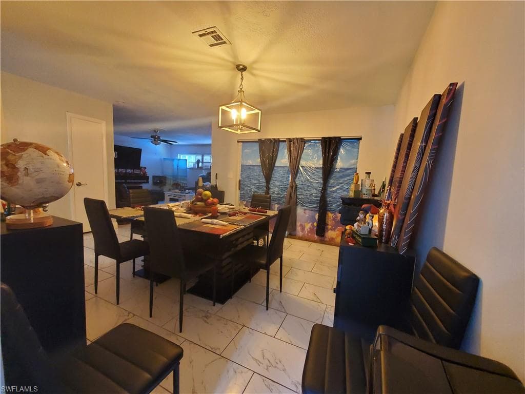 306 Hollywood ST-6