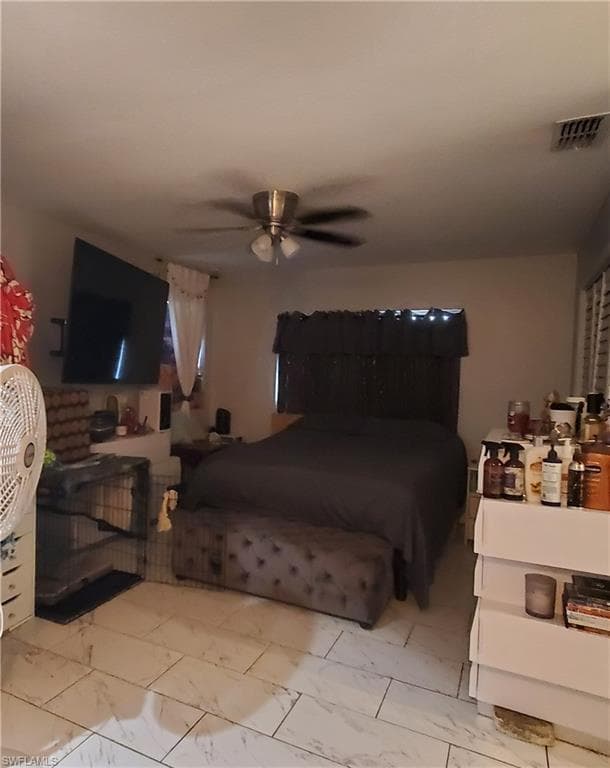 306 Hollywood ST-13