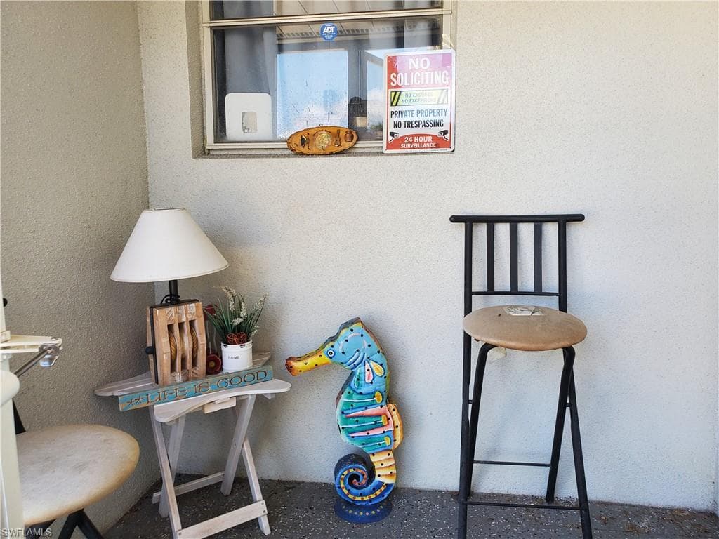 306 Hollywood ST-3