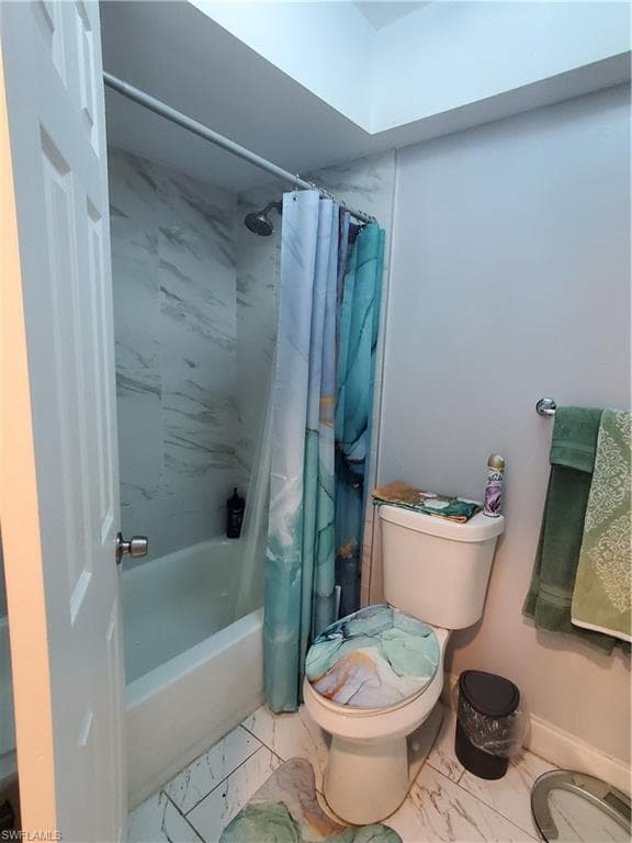 306 Hollywood ST-11