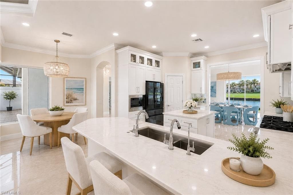 22660 Fairlawn CT-7