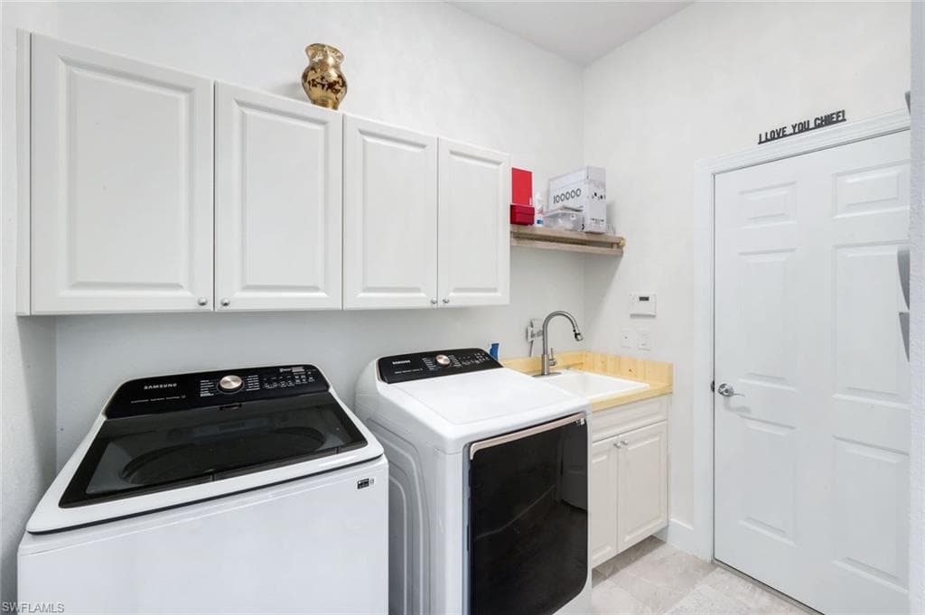 22660 Fairlawn CT-24