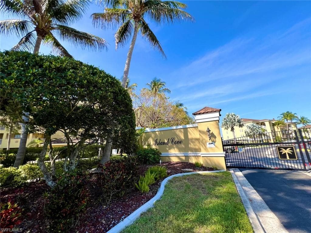 1789 Four Mile Cove PKWY 541-3