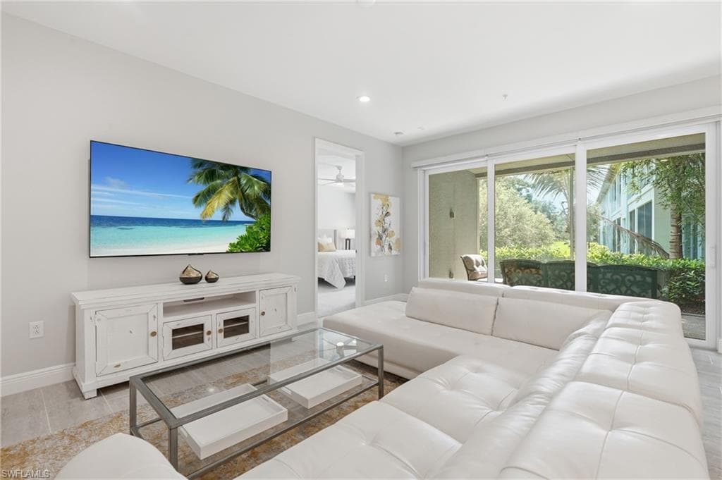 2560 Seychelles DR 1003-4