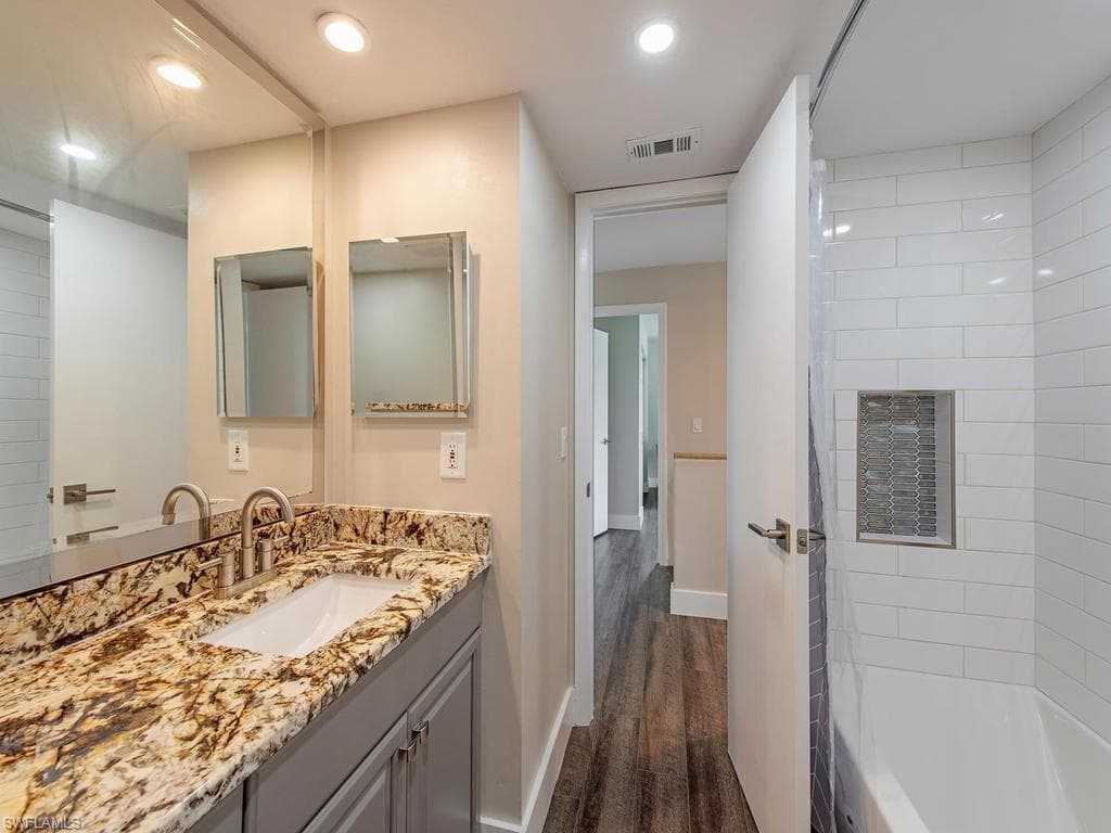 840 Meadowland DR H-12