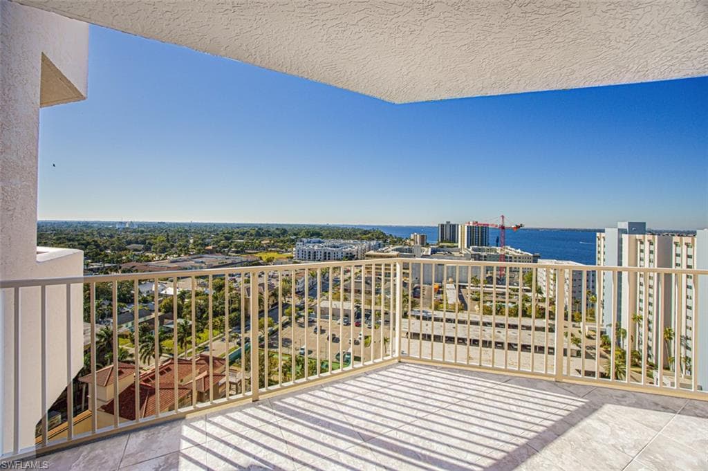 2090 W 1st ST G1607-2