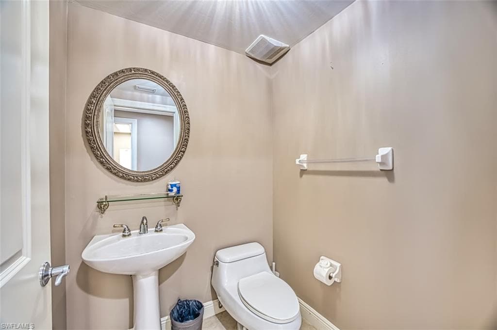 2090 W 1st ST G1607-41