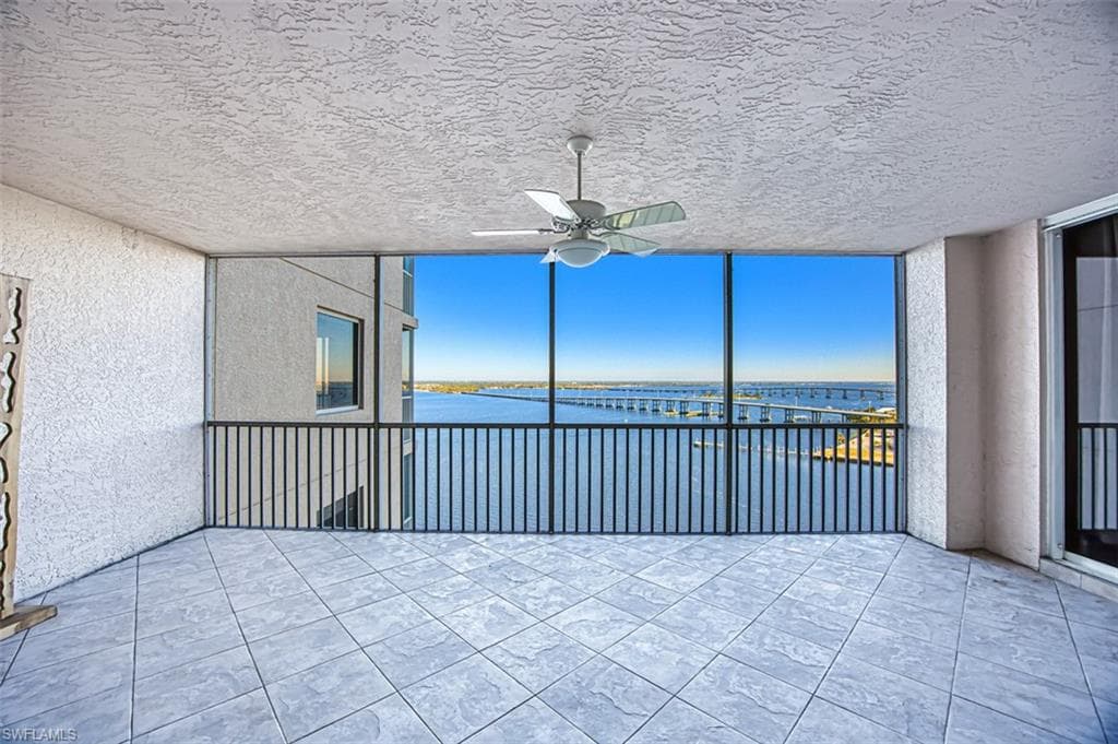 2090 W 1st ST G1607-4