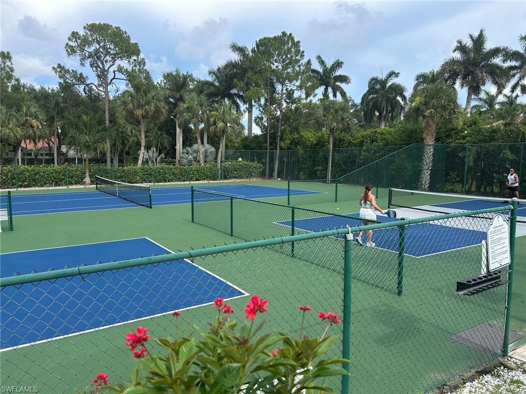 4215 Covey CIR 22B-30