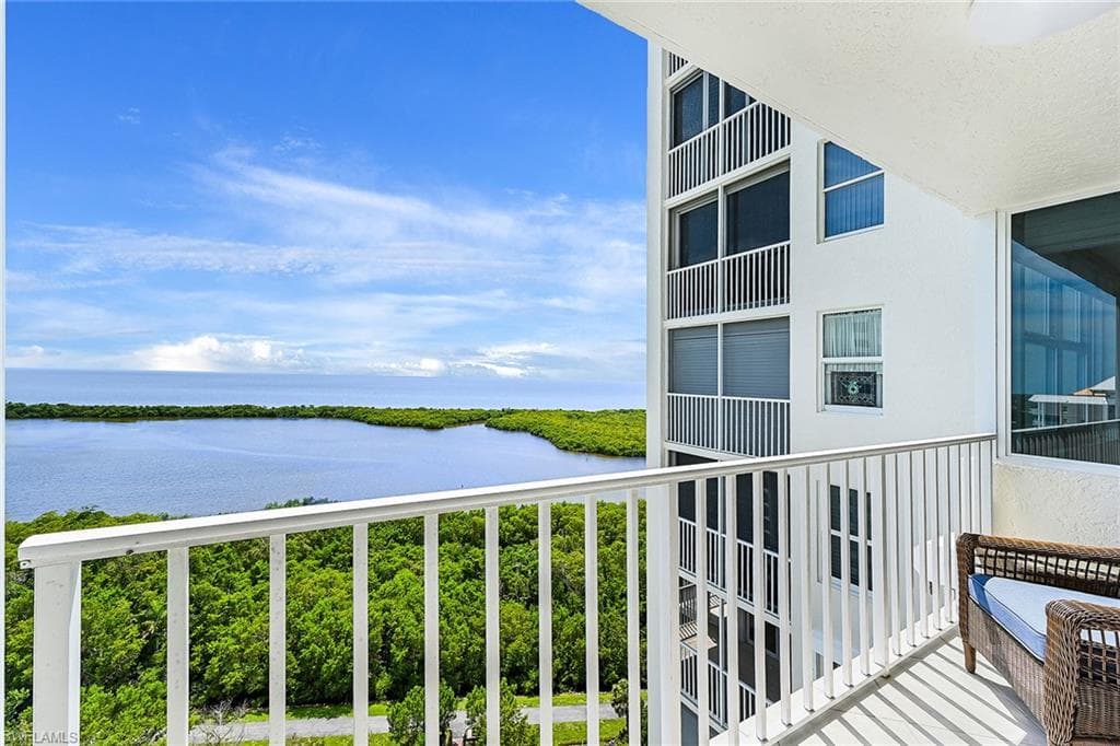 5550 Heron Point DR 1702-17