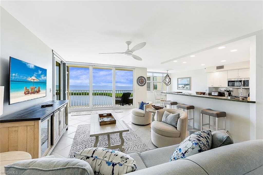 5550 Heron Point DR 1702-1
