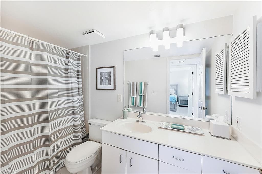 5550 Heron Point DR 1702-14