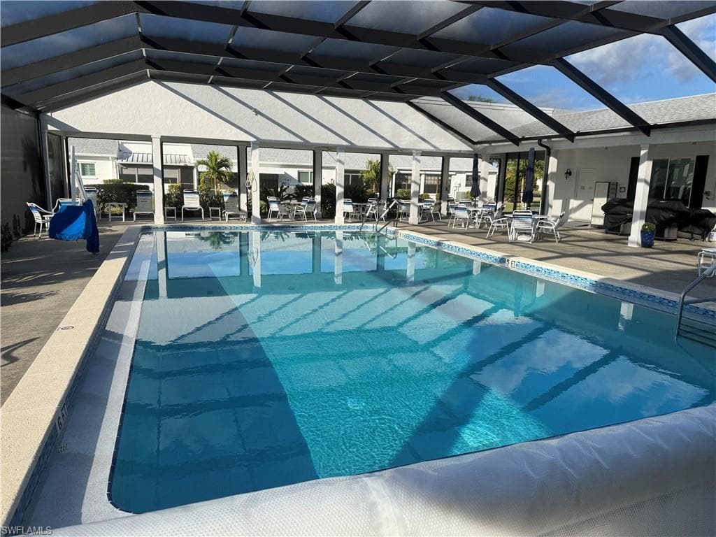 1513 Edgewater CIR-25
