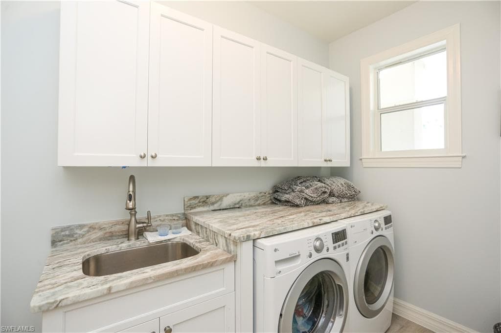 1480 Curlew AVE-7