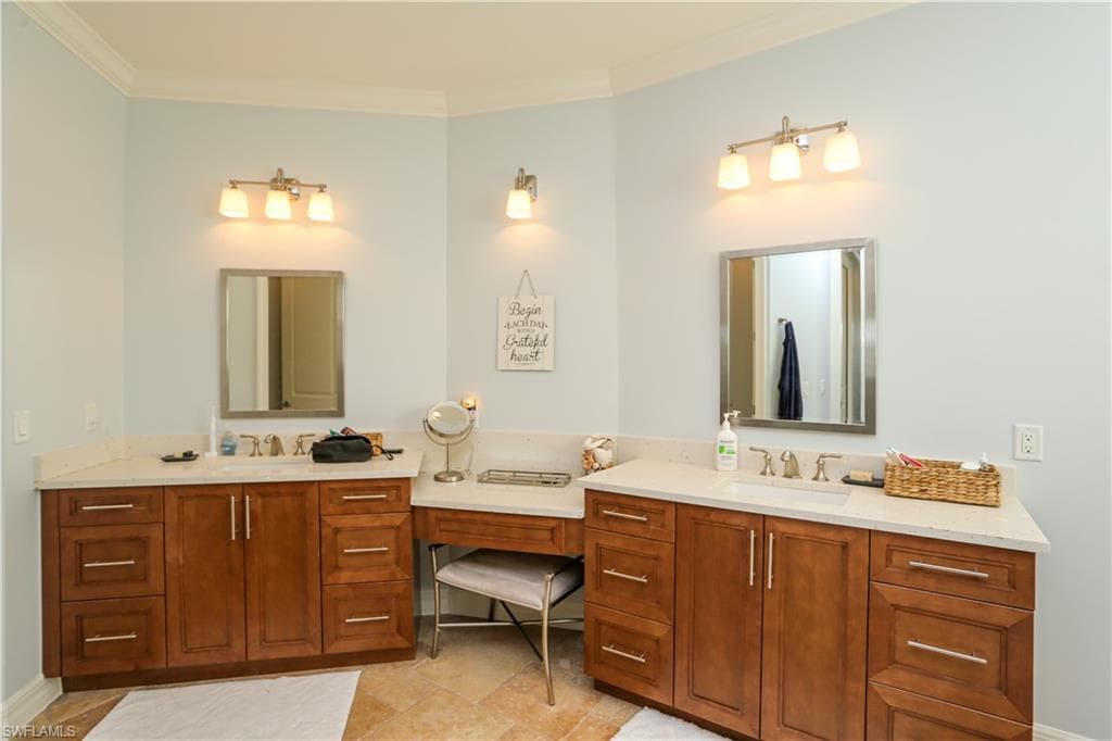 1480 Curlew AVE-19