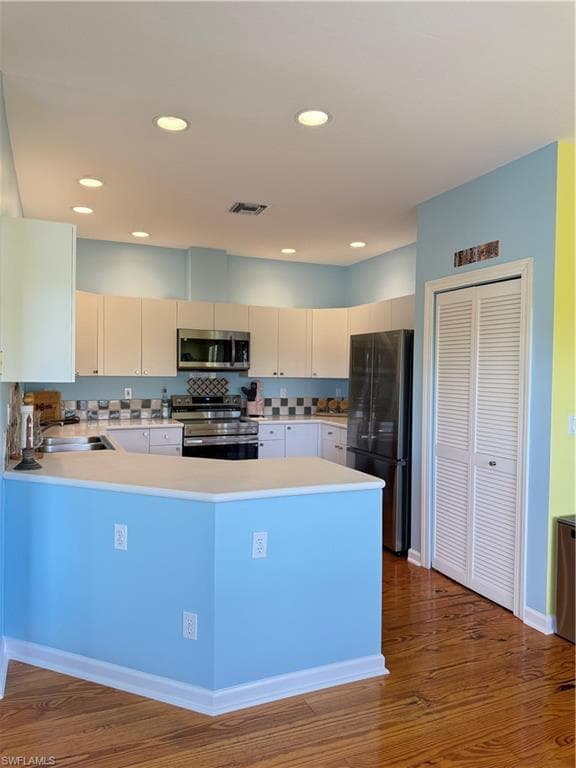 1296 Grand Canal DR-7