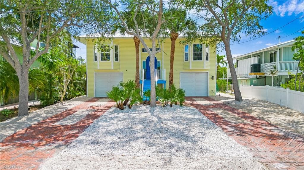 1296 Grand Canal DR-4