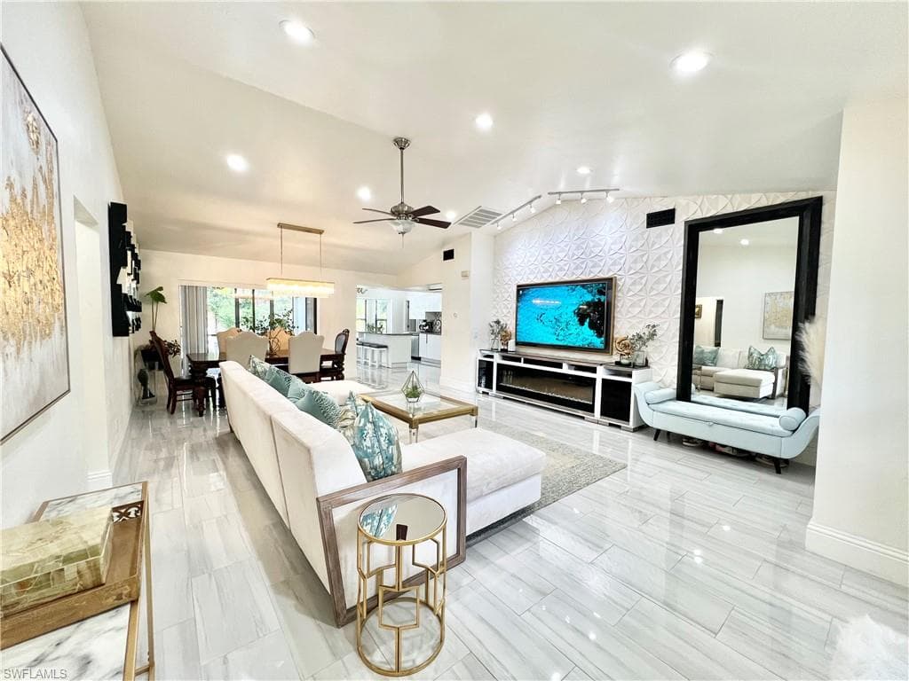 2499 River Reach DR-6