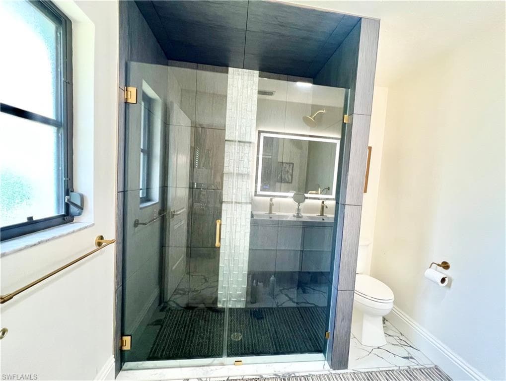 2499 River Reach DR-22