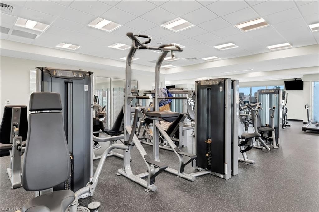 221 Fox Glen DR 2207-31