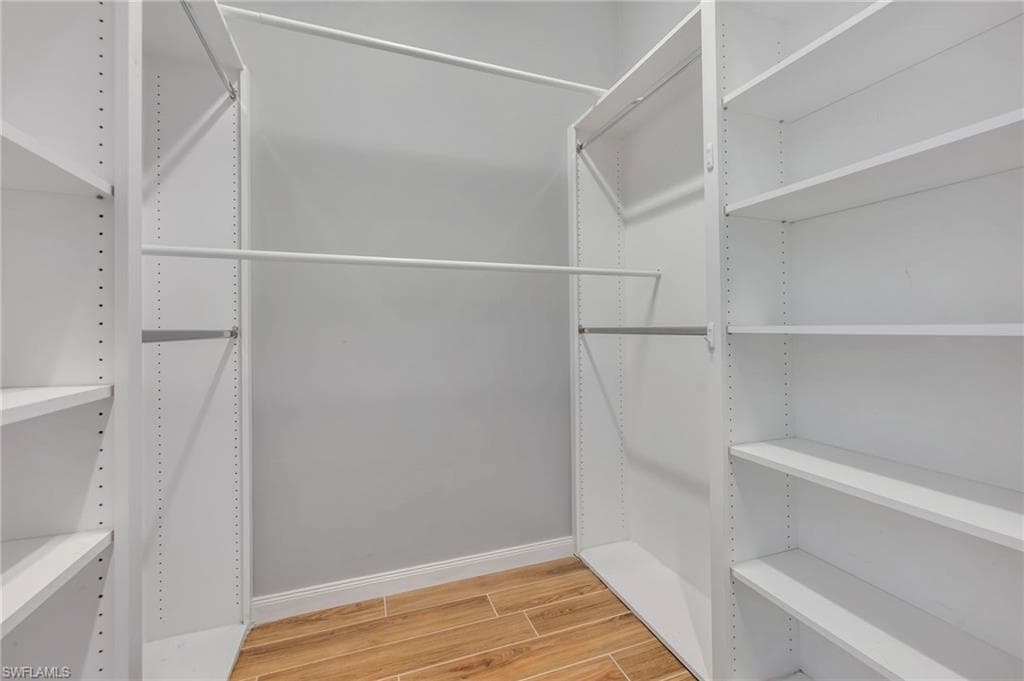 7558 Garibaldi CT-12