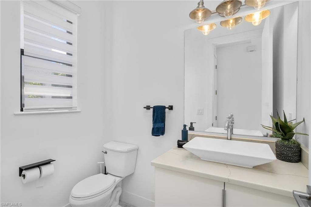 3016 Van Buren AVE-13