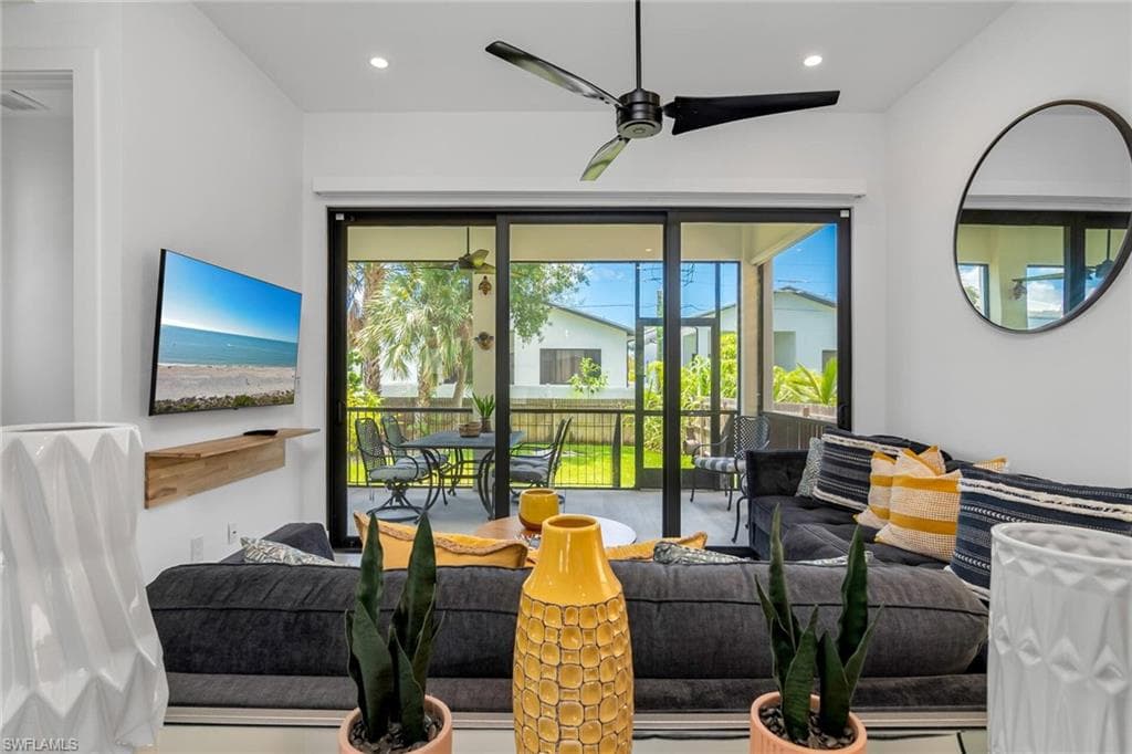 3016 Van Buren AVE-1