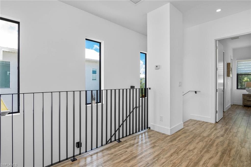 3016 Van Buren AVE-14